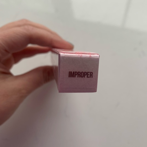 Jeffree Star‎ Cosmetics Supreme Gloss - Improper (Dark Mauve) - NWB - Picture 5 of 7